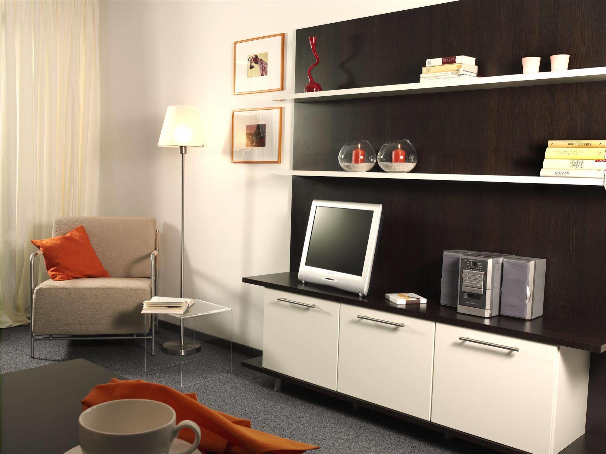 Frederics Muenchen City Schwabing Habitación foto